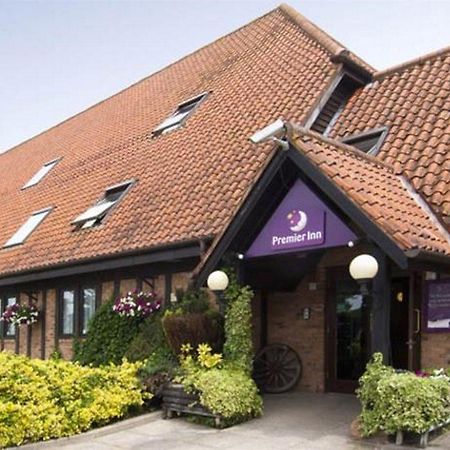 Premier Inn Milton Keynes South Eksteriør billede