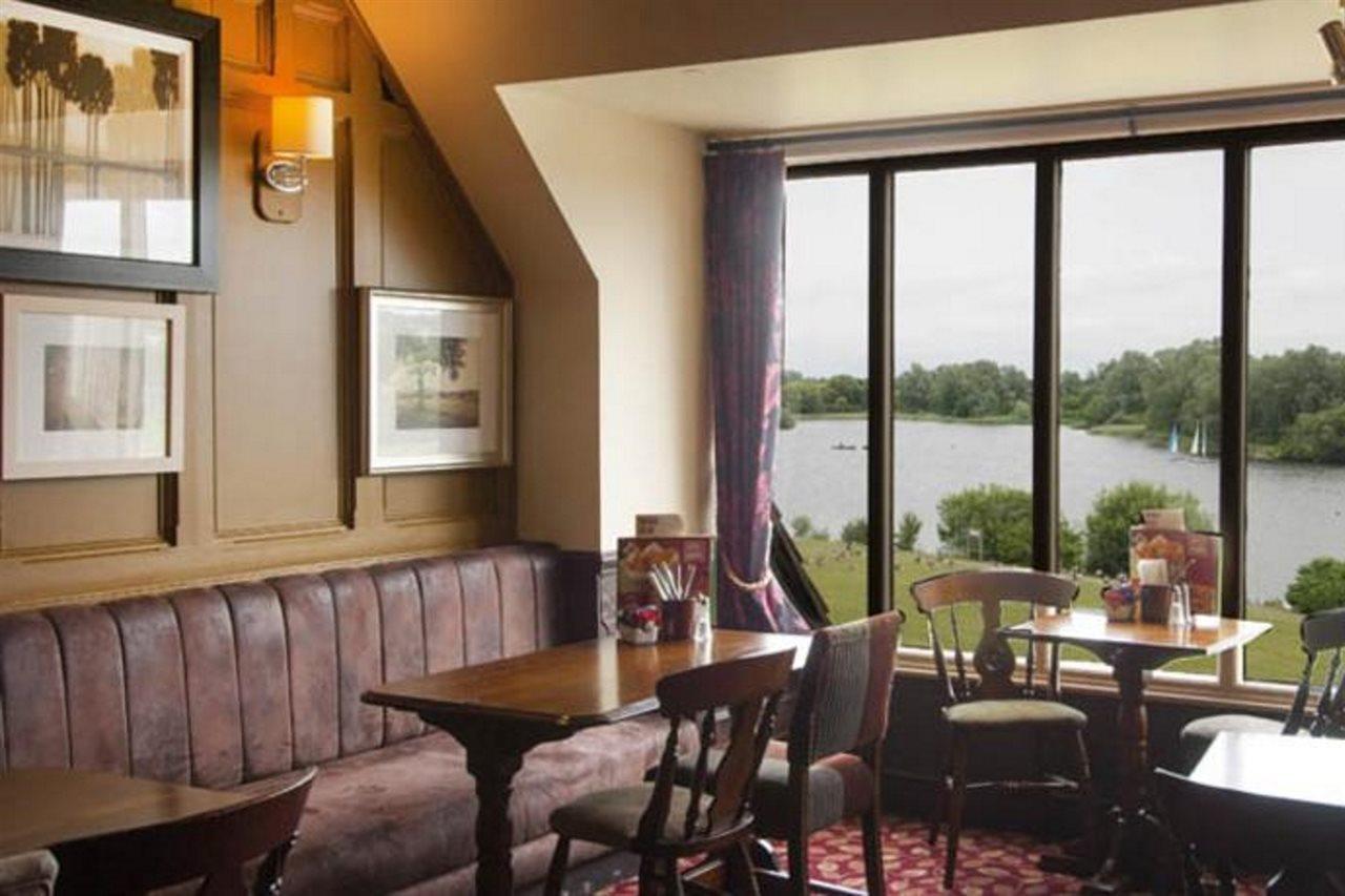 Premier Inn Milton Keynes South Eksteriør billede